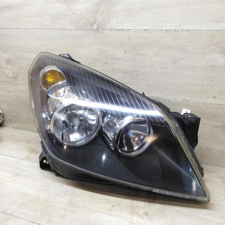 fara-peredniaia-pravaia-opel-astra-h-art-74868-big-0