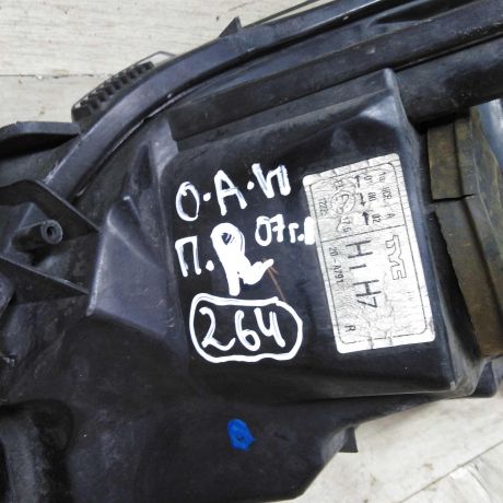 fara-peredniaia-pravaia-opel-astra-h-art-74868-big-6