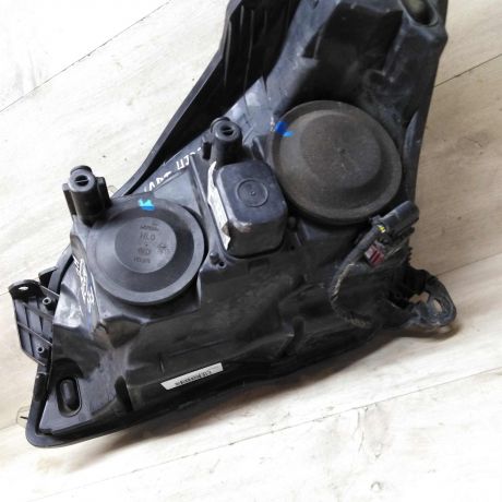 fara-peredniaia-pravaia-opel-astra-h-art-74869-big-7