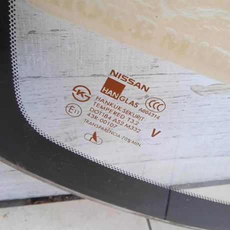 steklo-zadnee-nissan-almera-classic-art-75169-big-1