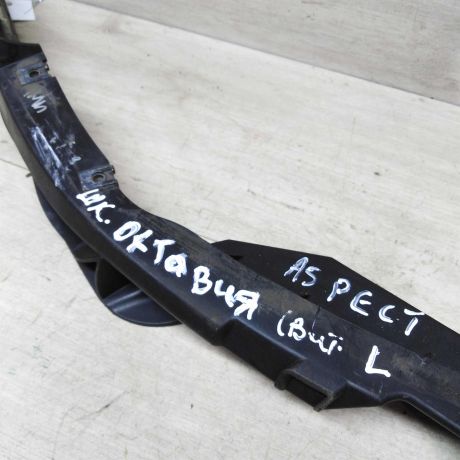 nakladka-pod-faru-levaia-skoda-octavia-a5-restailing-art-75227-big-4