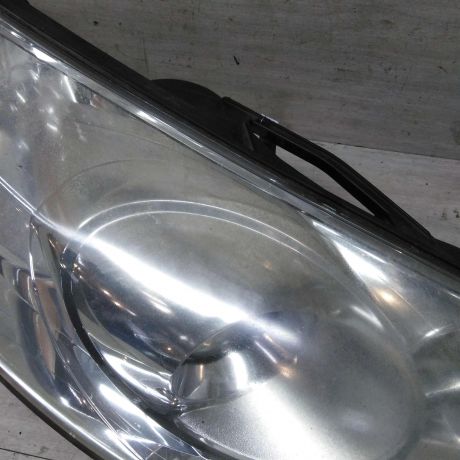 fara-peredniaia-pravaia-peugeot-407-ksenon-art-75255-big-1