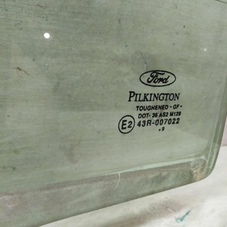 steklo-dveri-zadnee-pravoe-ford-focus-1-sedan-art-75477-big-2