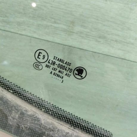 steklo-dveri-perednee-pravoe-skoda-yeti-i-art-75509-big-3