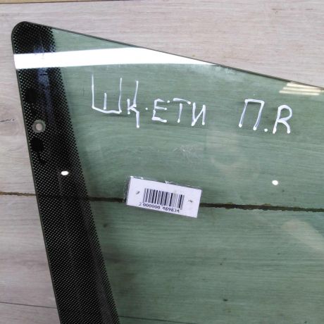 steklo-dveri-perednee-pravoe-skoda-yeti-i-art-75509-big-1