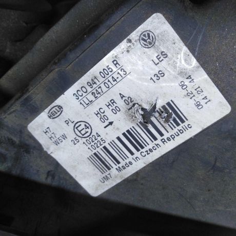 fara-peredniaia-levaia-volkswagen-passat-b6-art-75842-big-3