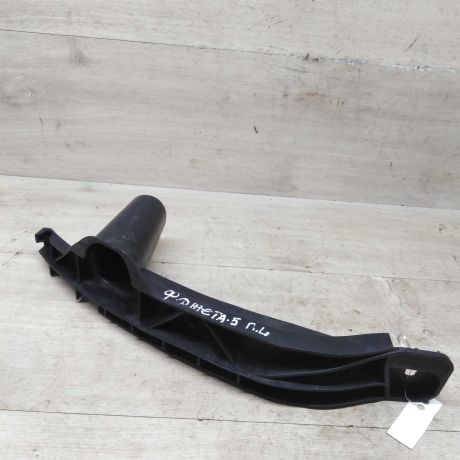 kronstein-pod-faru-levyi-volkswagen-jetta-5-art-76049-big-0