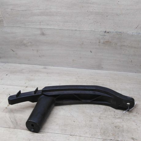 kronstein-pod-faru-levyi-volkswagen-jetta-5-art-76049-big-1