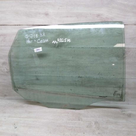 steklo-dveri-zadnee-pravoe-ford-focus-1-sedan-art-76191-big-0