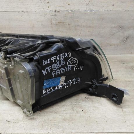 fara-peredniaia-levaia-skoda-fabia-i-art-76224-big-2