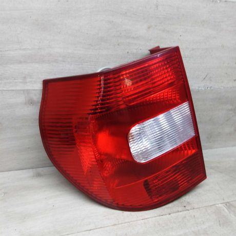 fonar-zadnii-levyi-skoda-yeti-i-art-76390-big-0