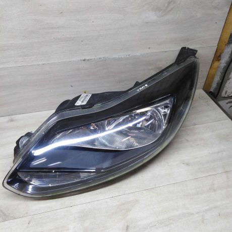 fara-peredniaia-levaia-ford-focus-3-art-76538-big-0