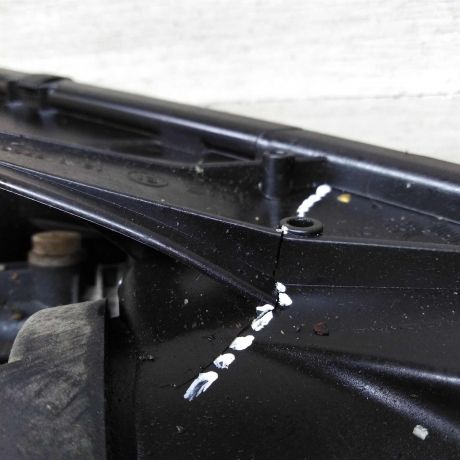 fara-peredniaia-levaia-renault-sandero-stepway-ii-defekt-art-76852-big-1