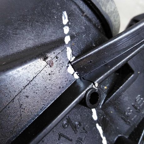 fara-peredniaia-levaia-renault-sandero-stepway-ii-defekt-art-76852-big-2