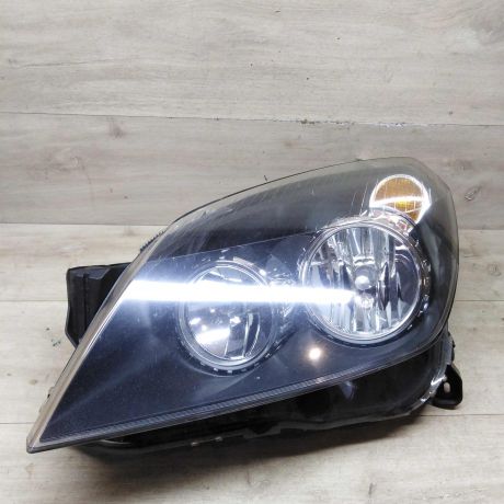 fara-peredniaia-levaia-opel-astra-h-art-76989-big-0