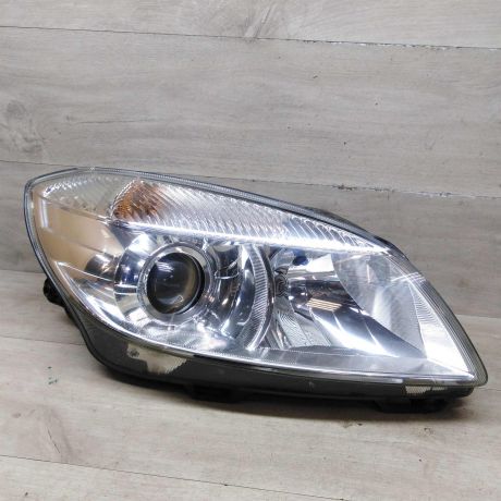 fara-peredniaia-pravaia-skoda-fabia-ii-restailing-restailing-art-77014-big-0