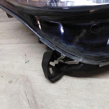 fara-peredniaia-pravaia-opel-astra-h-art-77026-big-3