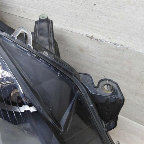 fara-peredniaia-pravaia-opel-astra-h-art-77026-big-5