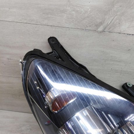 fara-peredniaia-pravaia-opel-astra-h-art-77068-big-9