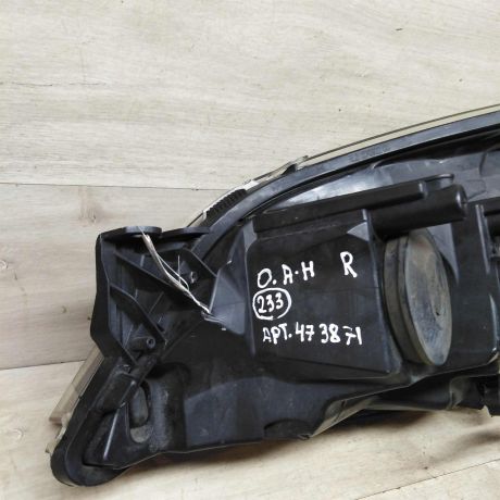 fara-peredniaia-pravaia-opel-astra-h-art-77068-big-7