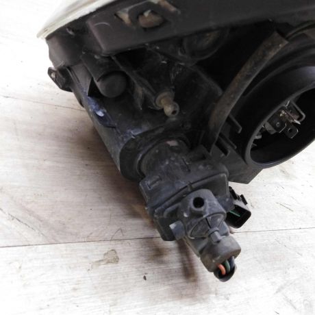 fara-peredniaia-levaia-mitsubishi-lancer-9-defekt-art-77193-big-6