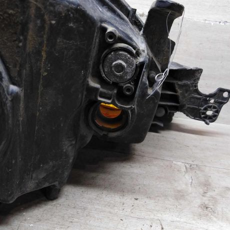 fara-peredniaia-levaia-mitsubishi-lancer-9-defekt-art-77193-big-7