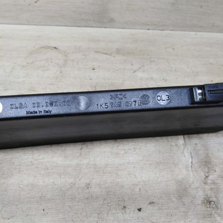 fonar-zadnii-dopolnitelnyi-stop-signal-volkswagen-passat-b6-art-77222-big-2