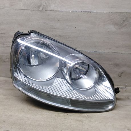 fara-peredniaia-pravaia-volkswagen-golf-5-volkswagen-jetta-5-art-77429-big-0