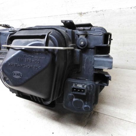 fara-peredniaia-pravaia-audi-a6-c4-art-77439-big-3