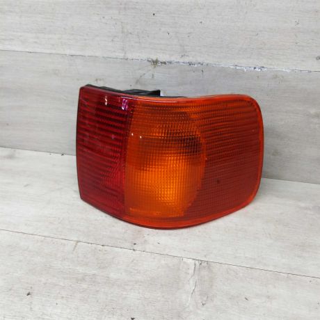 fonar-zadnii-pravyi-audi-100-c4-sedan-art-77484-big-0