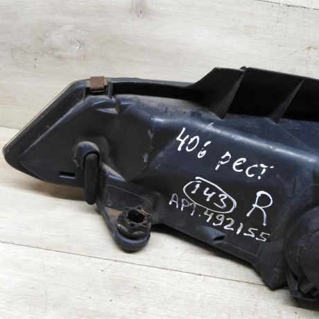 fara-peredniaia-pravaia-peugeot-406-art-77500-big-5