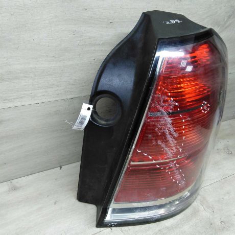 fonar-zadnii-pravyi-opel-zafira-b-dorestailing-defekt-art-77502-big-8