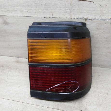 fonar-zadnii-pravyi-universal-volkswagen-passat-b3-defekt-art-78276-big-0