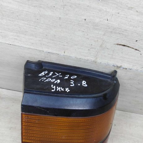 fonar-zadnii-pravyi-universal-volkswagen-passat-b3-defekt-art-78276-big-1