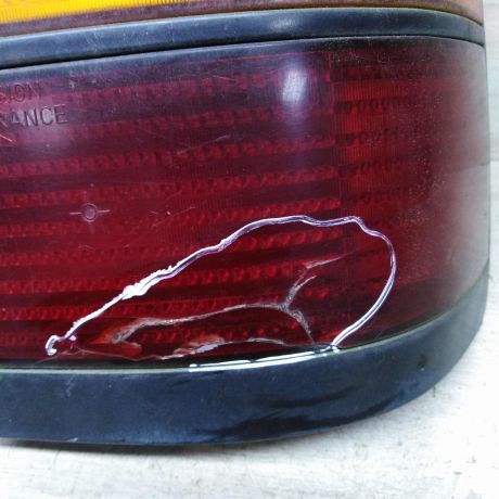 fonar-zadnii-pravyi-universal-volkswagen-passat-b3-defekt-art-78276-big-5