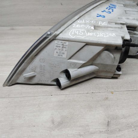 fara-peredniaia-pravaia-skoda-octavia-a5-dorestailing-art-78986-big-1