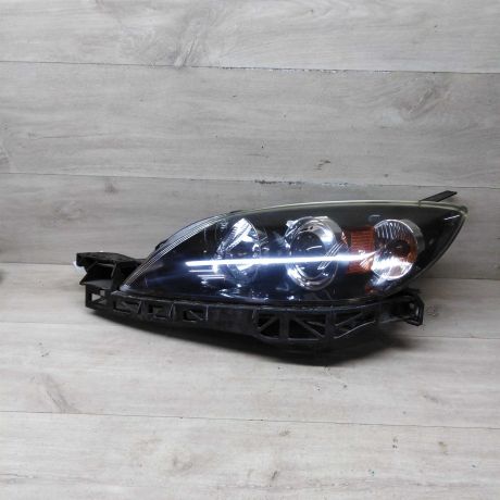 fara-peredniaia-levaia-mazda-3-bk-xetcbek-ksenon-art-79084-big-0