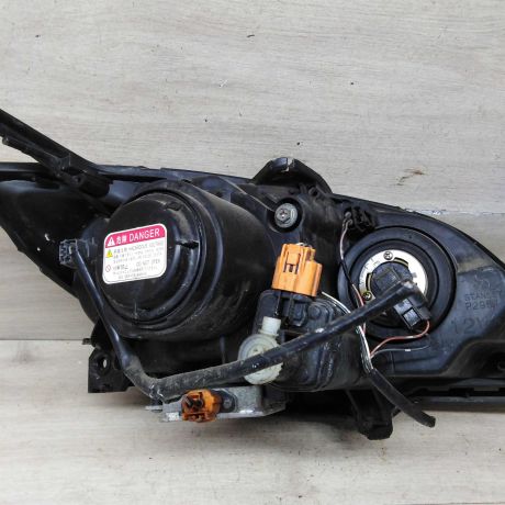 fara-peredniaia-levaia-mazda-3-bk-xetcbek-ksenon-bu-art-79103-big-7