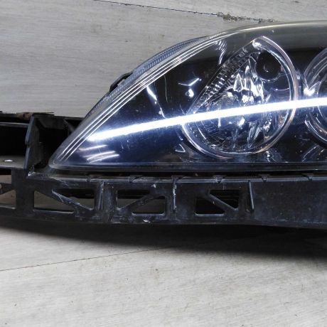 fara-peredniaia-levaia-mazda-3-bk-xetcbek-ksenon-bu-art-79103-big-2