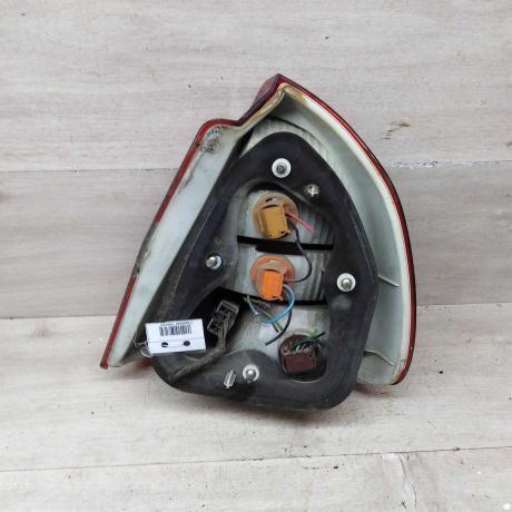 fonar-zadnii-levyi-mitsubishi-carisma-i-liftbek-art-79115-big-2