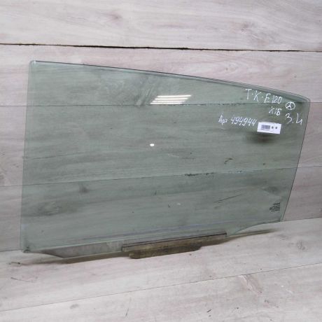 steklo-dveri-zadnee-levoe-xetcbek-toyota-corolla-ix-e120-e130-art-79142-big-0