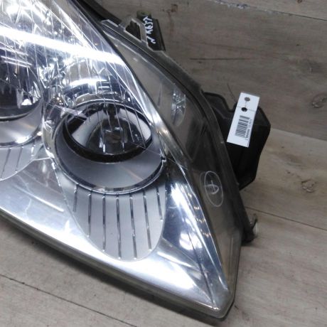 fara-peredniaia-pravaia-opel-astra-h-art-79304-big-2