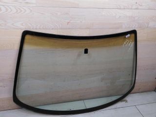 steklo-lobovoe-mazda-323-art-79311