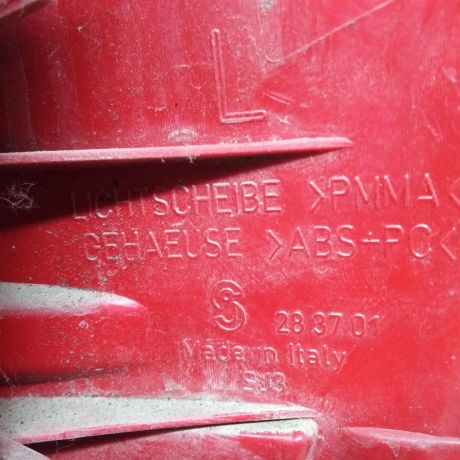 fonar-zadnii-levyi-audi-a4-b6-universal-art-79342-big-4