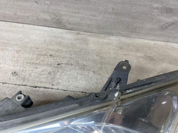 fara-peredniaia-levaia-toyota-corolla-ix-e120-e130-ne-original-art-79677-big-9