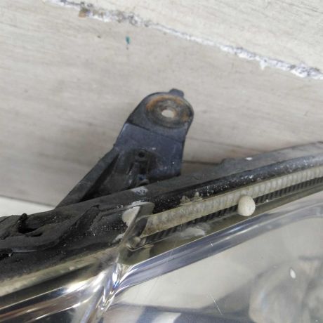 fara-peredniaia-levaia-toyota-corolla-ix-e120-e130-ne-original-art-79677-big-3