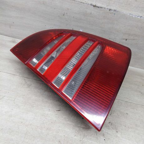 fonar-zadnii-pravyi-skoda-superb-i-art-79751-big-6