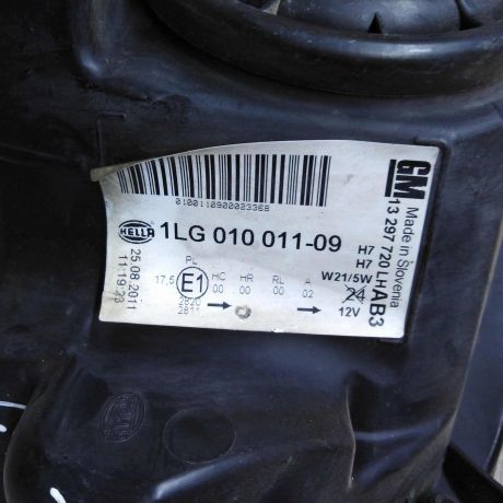 fara-peredniaia-levaia-opel-astra-j-art-79956-big-1