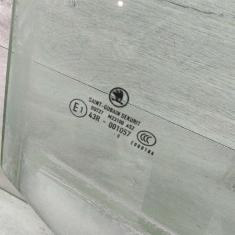 steklo-dveri-zadnee-pravoe-skoda-fabia-ii-restailing-art-80056-big-2