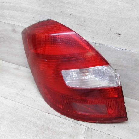 fonar-zadnii-levyi-skoda-fabia-ii-restailing-art-80065-big-0